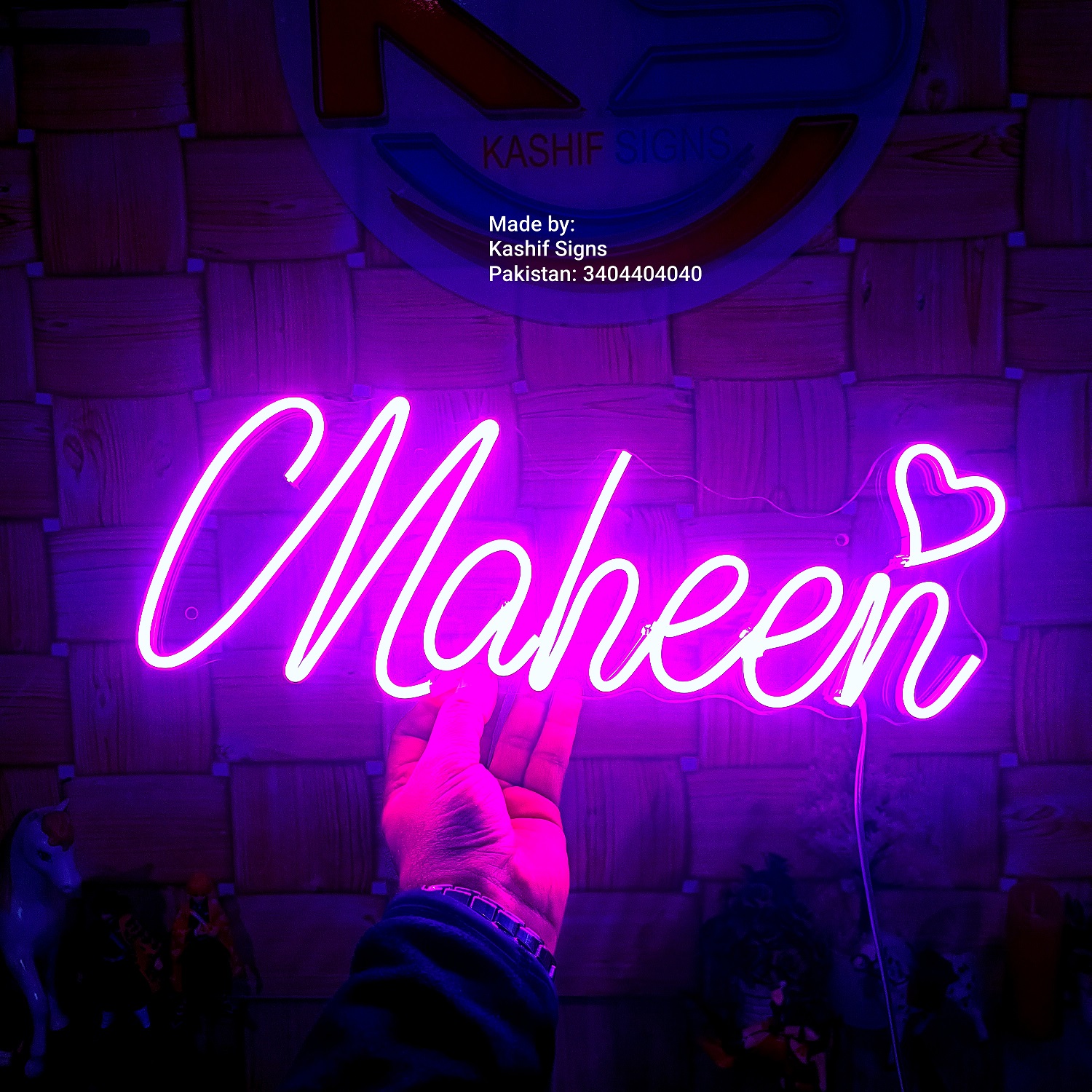Neon Light Name Maheen made by Kashif Signs